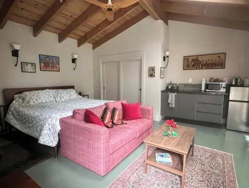 At the Merriewood Retreat you are in a private, serene,garden setting.