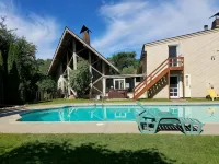 Toll Road Inn Hotels in Bennington County