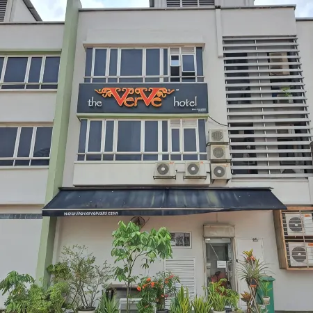 The Verve Hotel PJ Damansara Отели рядом с достопримечательностью «Торговый центр Evolve Concept Mall»
