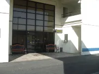 Studio 6 Bakersfield, CA - South