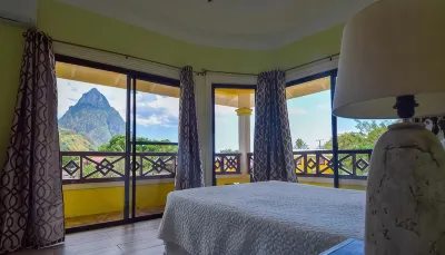 Sea Piton View Apartment- Location, Convenience, Modern Living Hotels in 