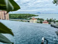 Designer Suites George Town + LG Water Purifier【City View】 - Infinity Pools
