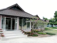 Amarin Resort Chiang Rai Hotels near At Waterside
