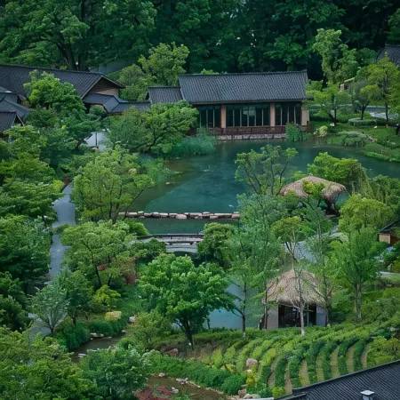 Julong Guniujiang Resort