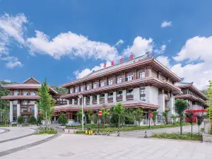Yanlu·Huangling Hotel