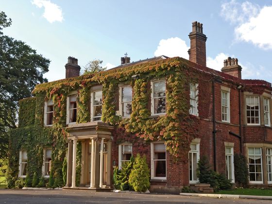 Farington Lodge Hotel