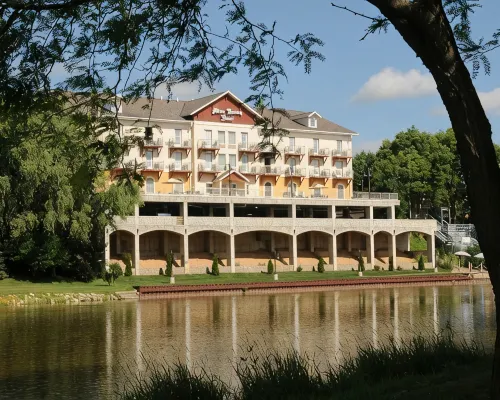 Marv Herzog Hotel Hotels in Frankenmuth