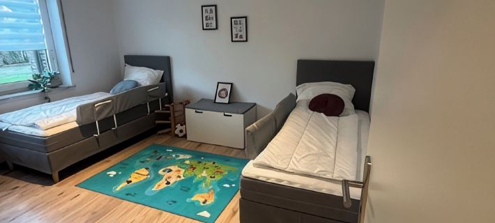 Modern and family-friendly: 3 bedrooms in Burhave (6 pers. plus baby crib) Hotels in Butjadingen
