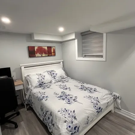 Whitby Gateway - 2BR 3BD 2WR Kitchen Laundry