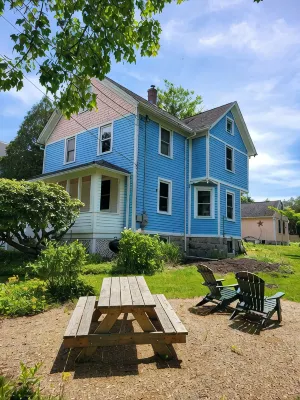 Comfortable Living in Casual 100 yr old Home, 10 min walk to Stonington Village - 2-Sterne