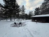 Charming 2-bedroom cabin with WiFi, AC near ATV routes, & Rock Dam Lake.