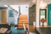 The Cube – A One-of-a-Kind Modernist Country Retreat - Villas