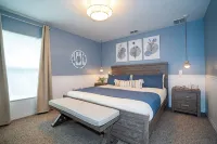 2 King 2 Twin 1 Queen + Enormous Deck 3 BD Lakeview by Waterfront Park & Events - 방갈로