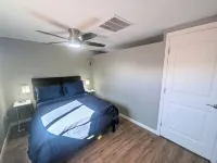 Cozy Guest House Close To Air Base - Bungalows