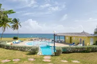JamaicaTime Driftwood Sea Palms · Ultimate 3Br Condo Ocho Rios Beach Front Pool - Kolam Renang