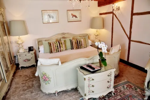 The Inglenook Hotel