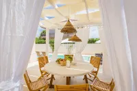 Villa Raphael, luxury property with swimming pool and sea view - 수영장