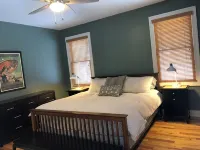 Oak Dunes - Walk to the beach from this Cozy home - 3성급
