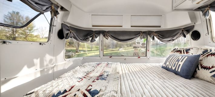 Glamping adventure at the base of the Blue Ridge. Pet friendly, close to it all. Hotels in Shenandoah County