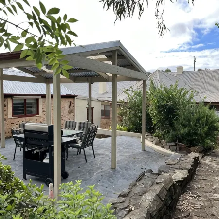 Old Barossa Valley Inn & Bakery-Entire Main HouseWalk to”Gather Round