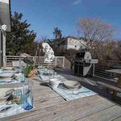 Ideal Montauk retreat with pool and hottub Others