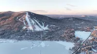 Cozy chalet near lakes and mountains. Pet friendly! - Wifi