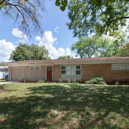 4 bedroom house near, 15 min from Magnolia