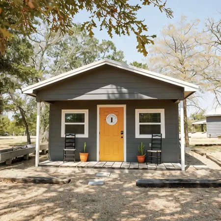 01 Lonestar - Carmine Cottage with a Country View