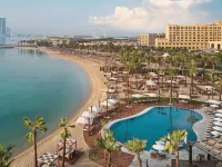 InterContinental Hotels DOHA BEACH & SPA by IHG Các khách sạn gần Nhà thờ Hồi giáo Katara