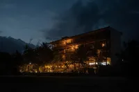 Coast 67 Boutique Hotel