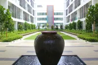 Aeropod Cactus Rail Suite With Balcony - Kota Kinabalu - Condos