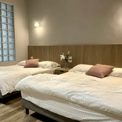 Rooster B&B Hotels near محطة سيجين للعبارات