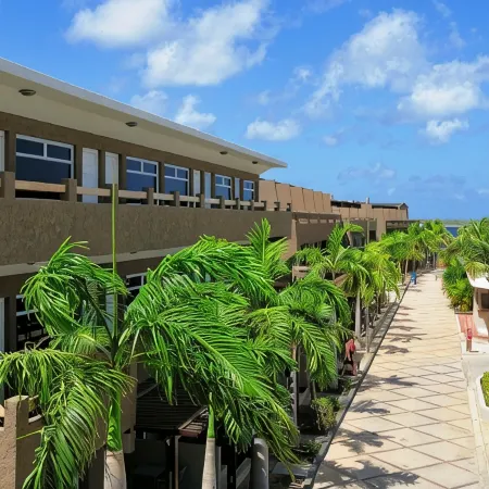 Eden Beach Resort - Bonaire Отели в г. Кралендейк