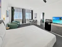Golden Sands Motor Inn - balcone