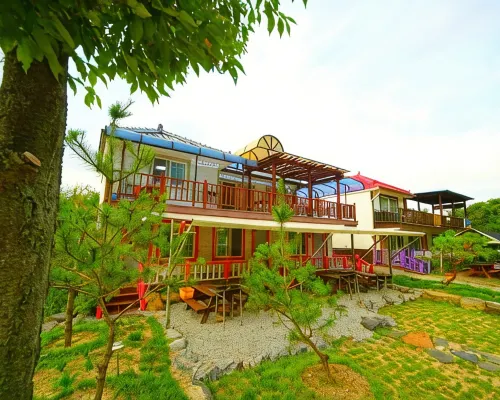 Namusori Pension Hotels in Goesan-gun
