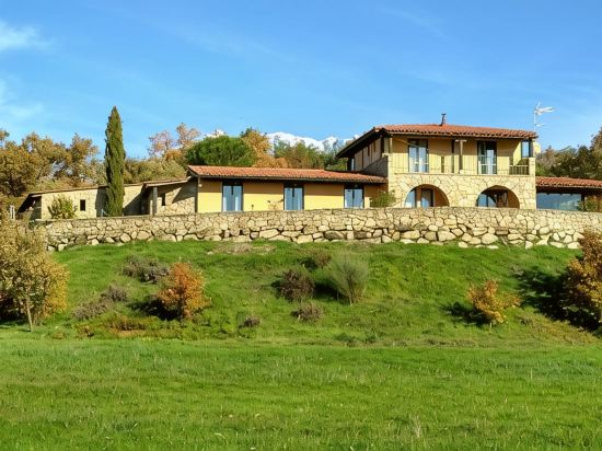 Fantastic rural house "Amaltea" in Candeleda