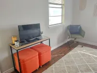 Texas Tin Star Tiny Home-Dusty Feathers Ranch. 9acres. Close to Cedar Creek Lake - 3성급