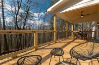 One of a Kind Mountain Retreat! - 4성급