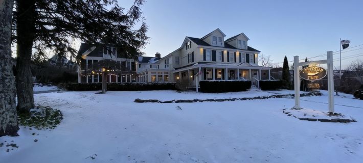 Spouter Inn Bed & Breakfast Hotels in Waldo County