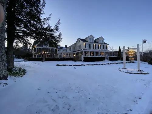 Spouter Inn Bed & Breakfast - Beach