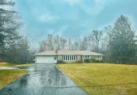 1959 Mid-Century Retro Home on 5 acres - Homestays