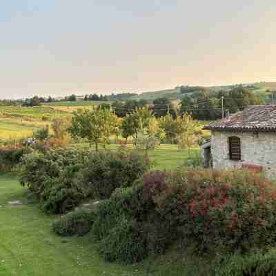 Milva's Nest Countryside Hotel Exterior
