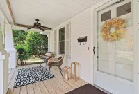 Historic Downtown Wake Forest Bungalow - Wi-Fi