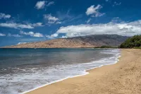 Summer Rates at Sugar Beach-Front Kealia #302!