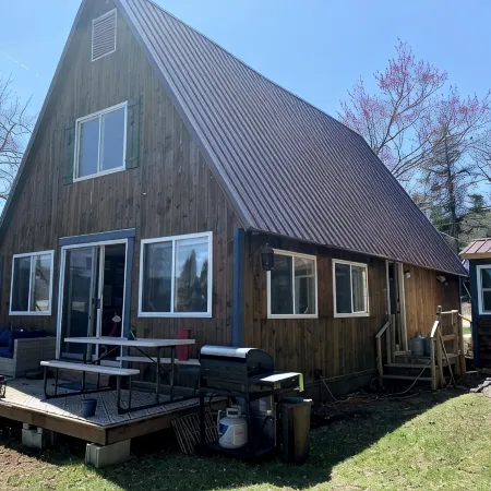 on gorgeous Great Pond (lake), great for families!