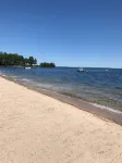 GREAT Newly Renovated  Sebago Lake- short walk to Nason`s beach🏠🏖🚗