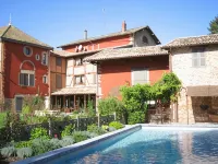Les Jardins de la Tour - piscina