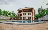Dual Mountain View Lodge - Pools