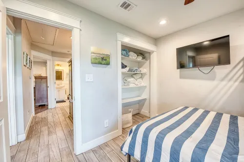 Tranquil Lake LBJ getaway! No boat traffic. Kayak, paddle board & fish in peace! - Bintang 3