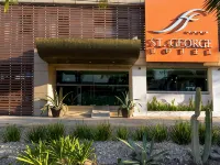 Hotel St. George Hotele w: Celaya